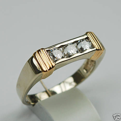 Brillant Ring in 14 Karat Gelbgold zus. ca. 0,60 ct.