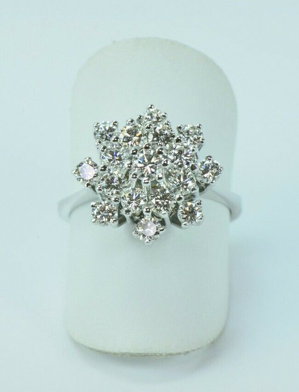 Brillant Ring in 14 Kt. Weißgold Diamanten zus. ca. 1,56 ct.